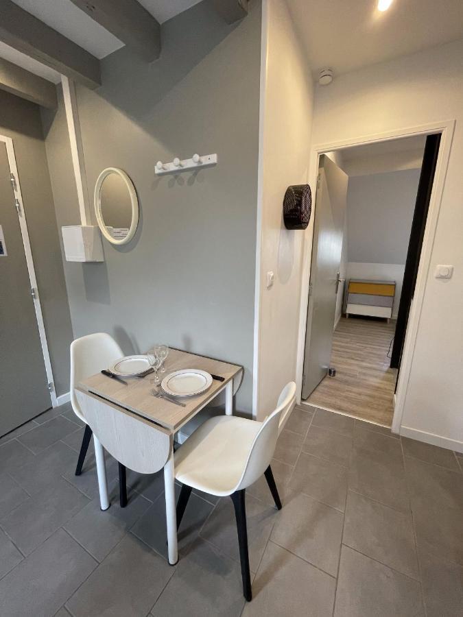 Appartement Le Mansard, atypique, gare et tramway 4min à pied Extérieur photo